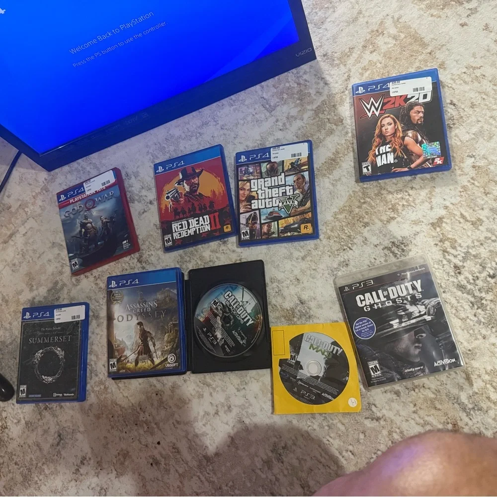 PS4 Console with Games/Accessories+!